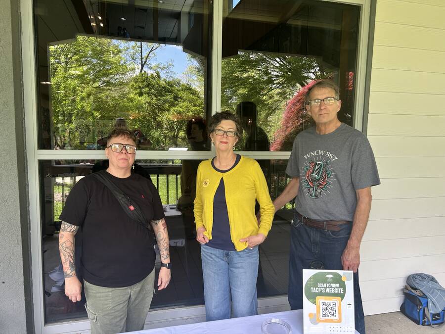 NC/SC TACF Chapter members, Kellie Scott, Heidi DuJardin, Brad Staub, and chapter Vice President Nate Osborne (not pictured), discussed the importance of the American chestnut and the efforts of TACF to bring this tree back to our forests after losing so many to the chestnut blight. We thank our volunteers for helping share our story about this amazing tree.