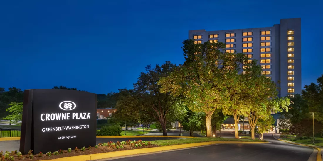 Crowne Plaza hotel in Greenbelt, MD at dusk